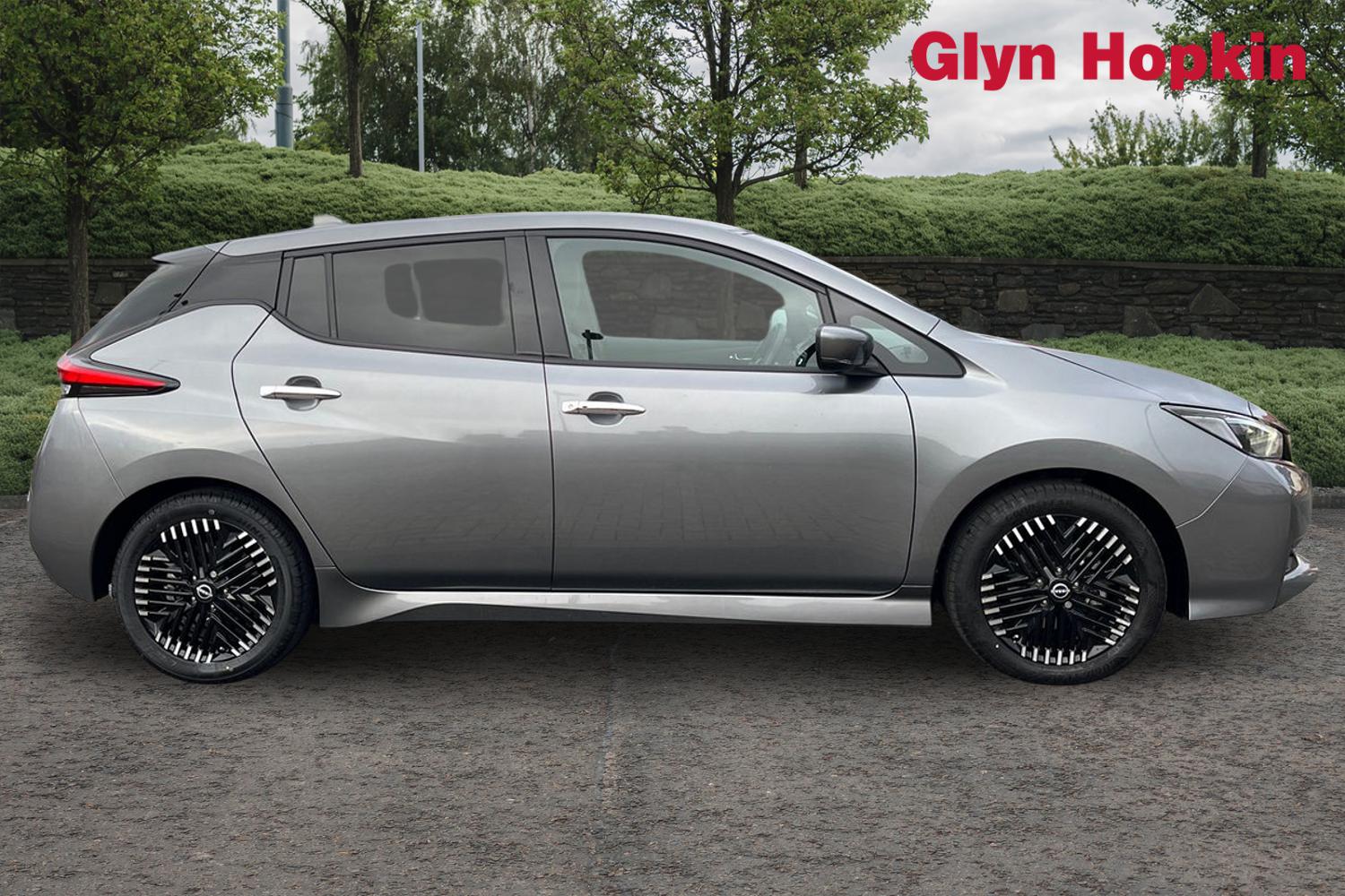 Used Nissan Leaf 2022 for sale - 77261565: Photo 2