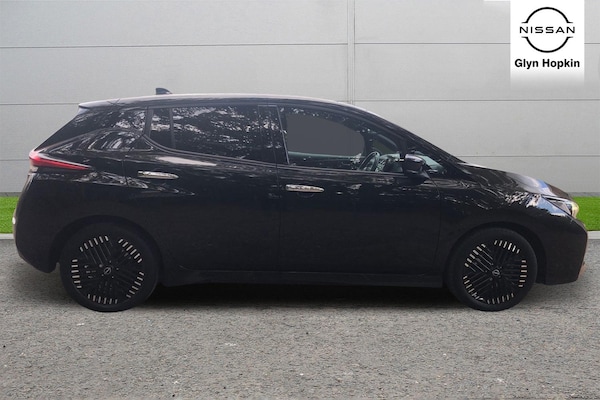Used Nissan Leaf 2022 for sale - 76234011: Photo 2
