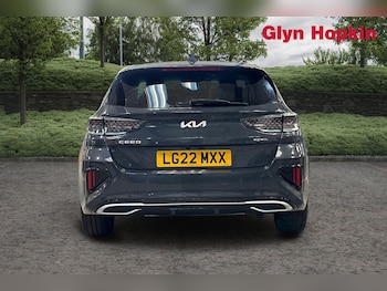 Used Kia Ceed 2022 for sale - 76999475: Photo