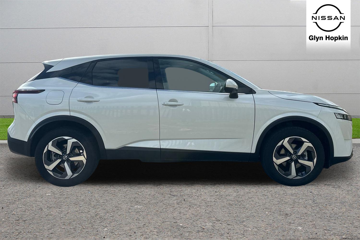 Used Nissan Qashqai 2022 for sale - 75742768: Photo 2