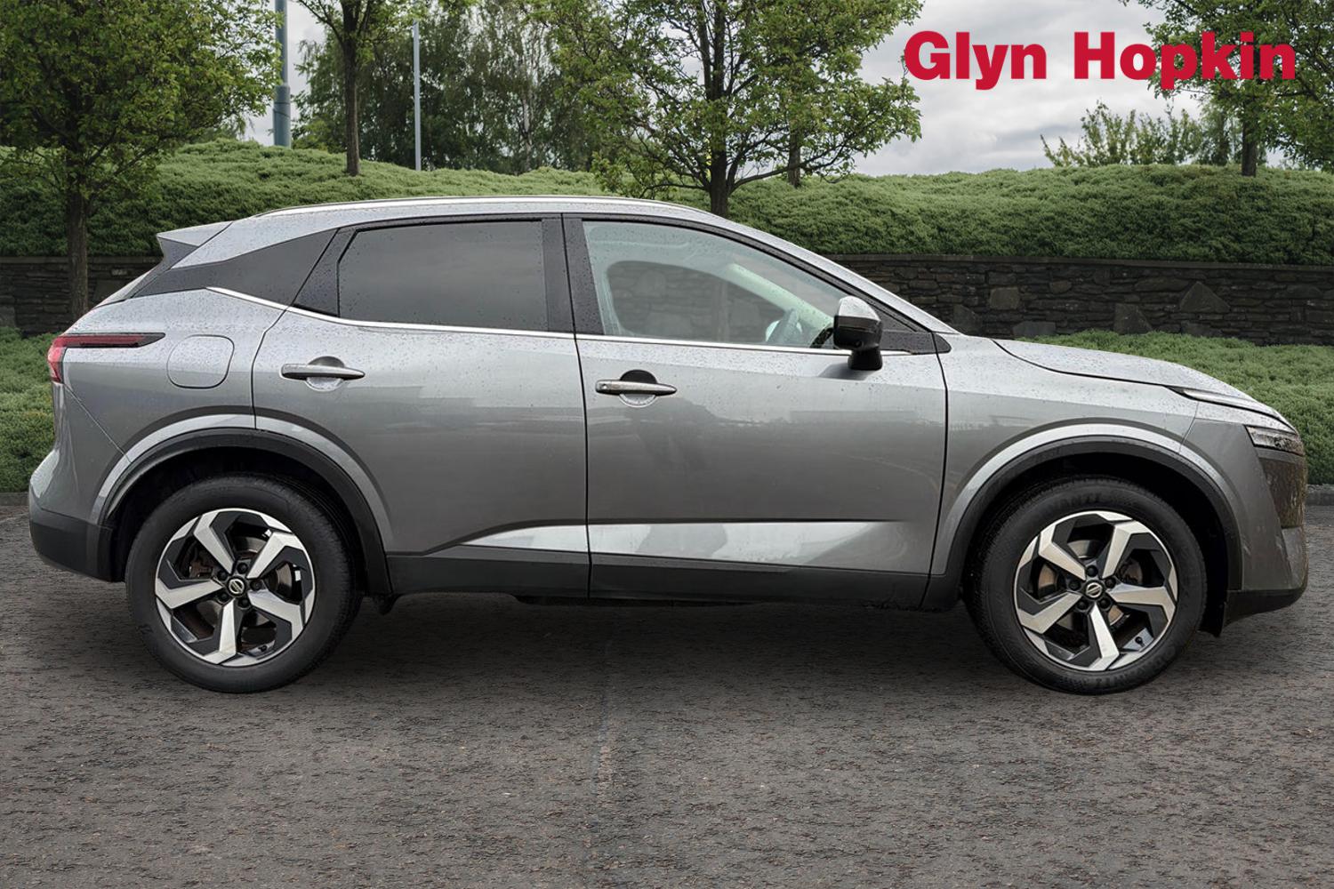 Used Nissan Qashqai 2021 for sale - 76874043: Photo 2