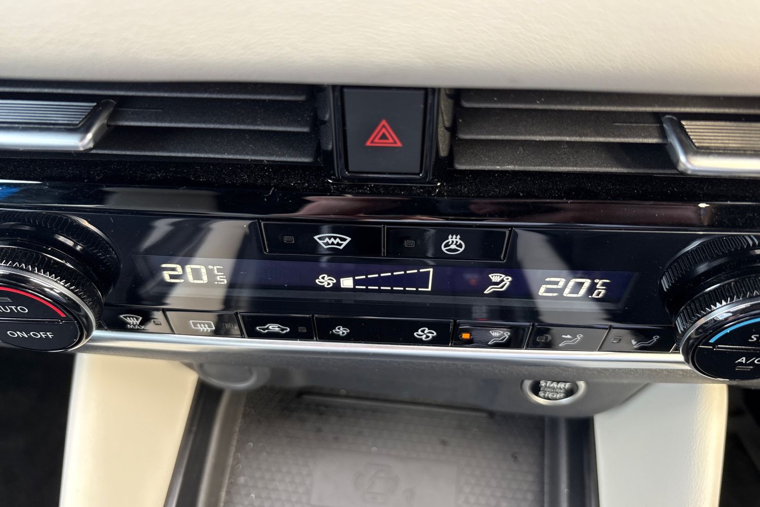 Used Nissan Qashqai 2022 for sale - 76722075: Photo 32