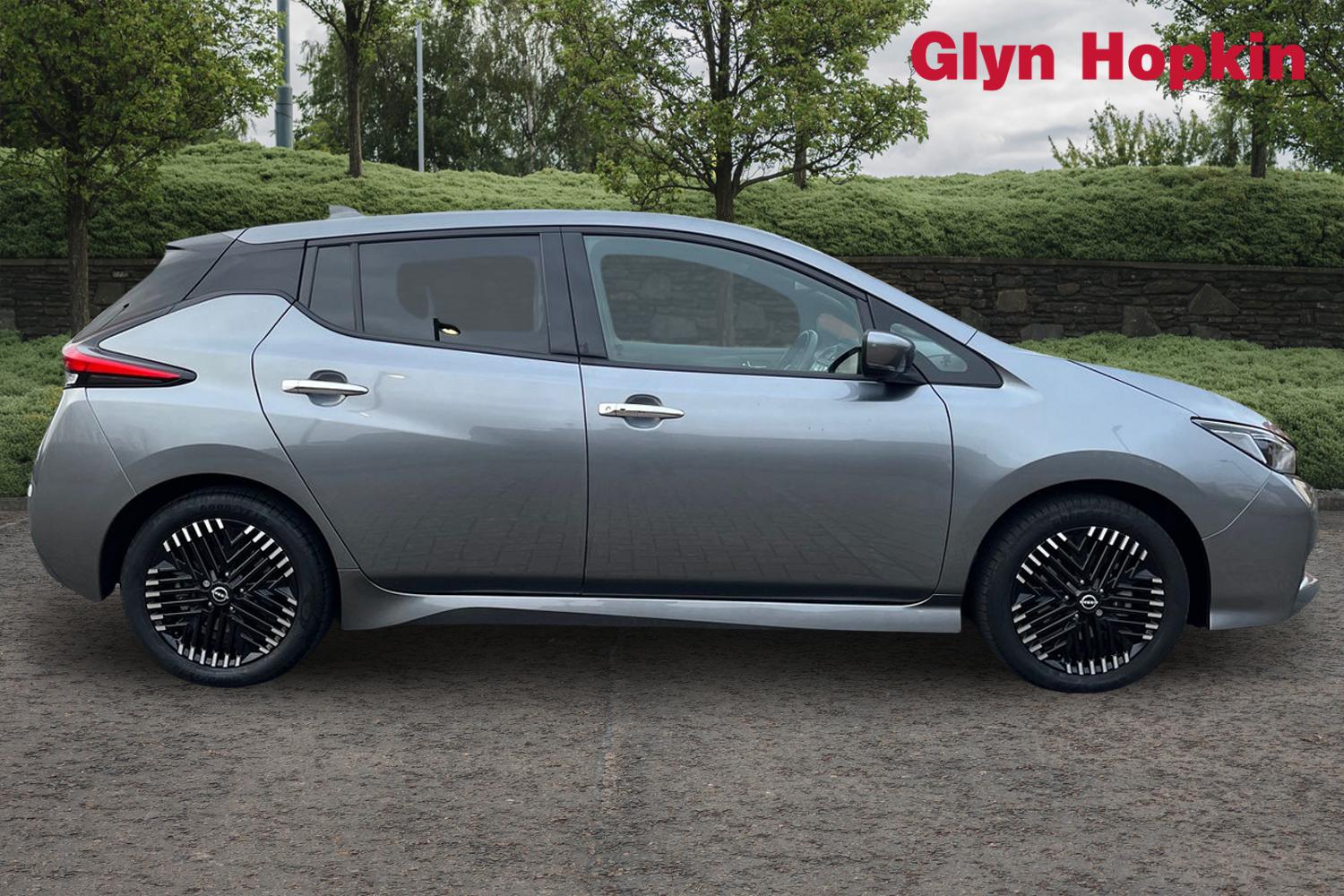 Used Nissan Leaf 2022 for sale - 77210270: Photo 2