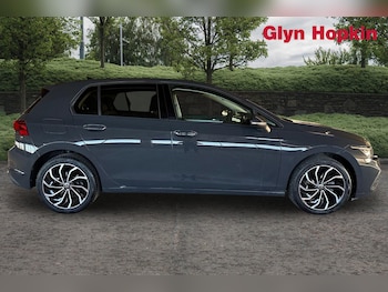 Used Volkswagen Golf 2023 for sale - 77366894: Photo
