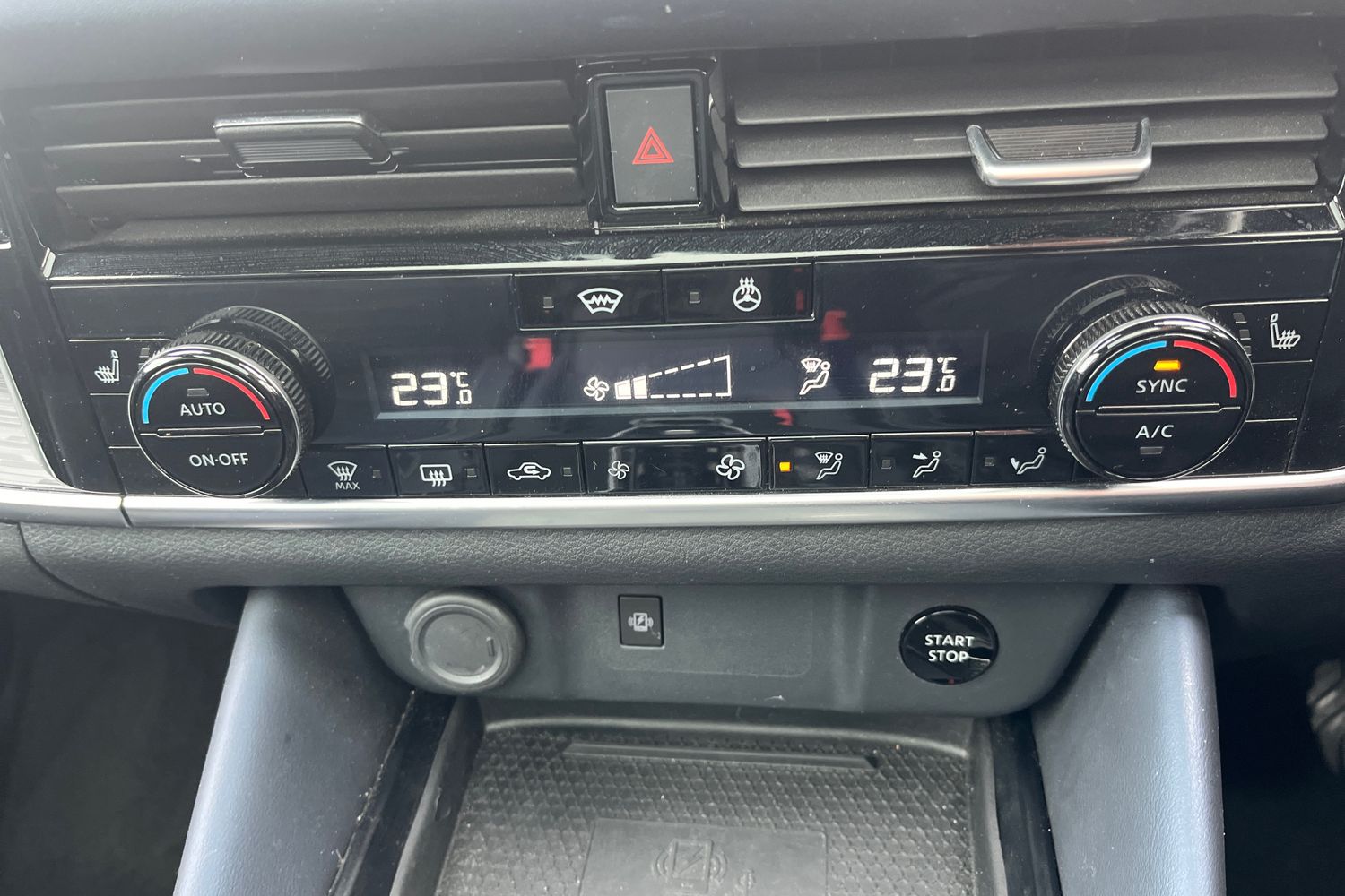 Used Nissan Qashqai 2023 for sale - 77982980: Photo 15