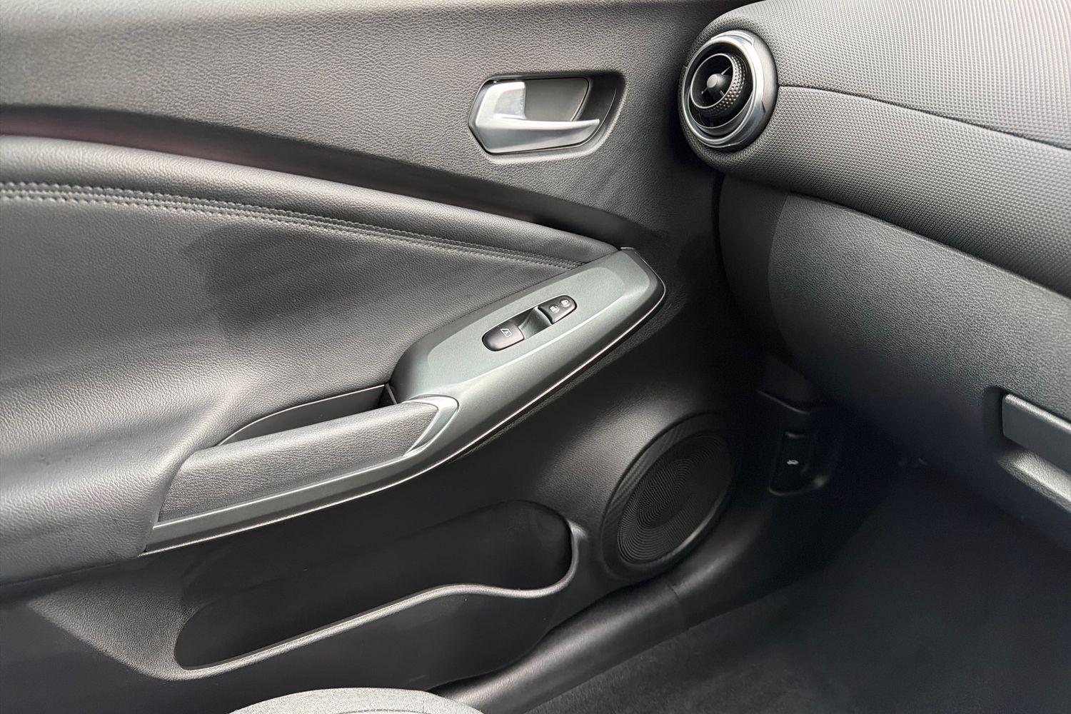 Used Nissan Juke 2025 for sale - 76630331: Photo 25