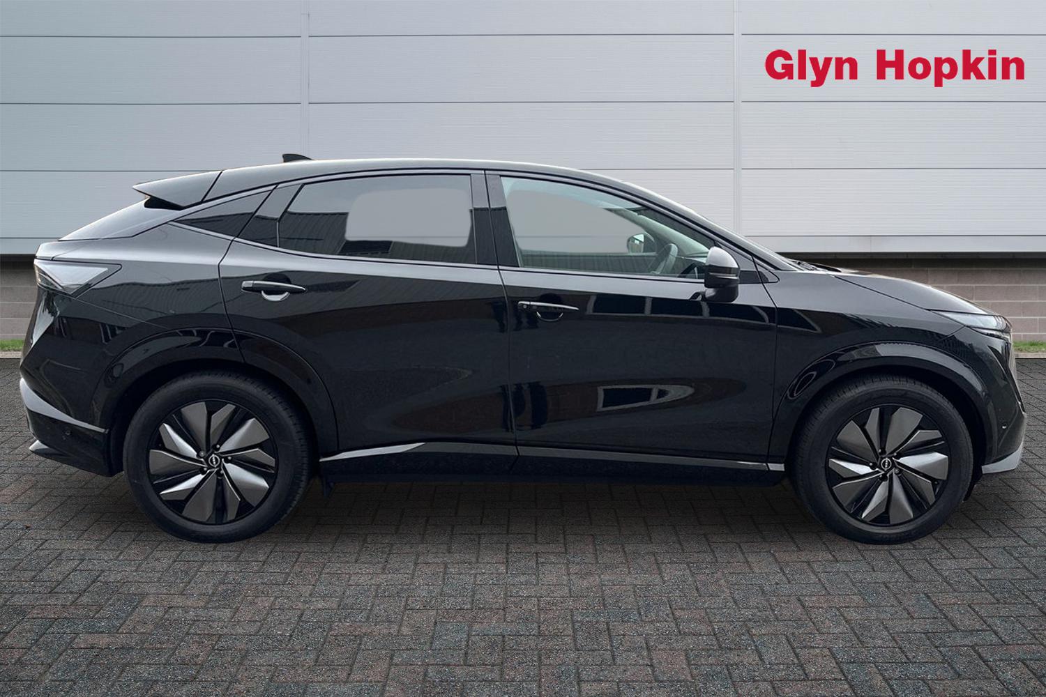 Used Nissan ARIYA 2025 for sale - 78137007: Photo 2