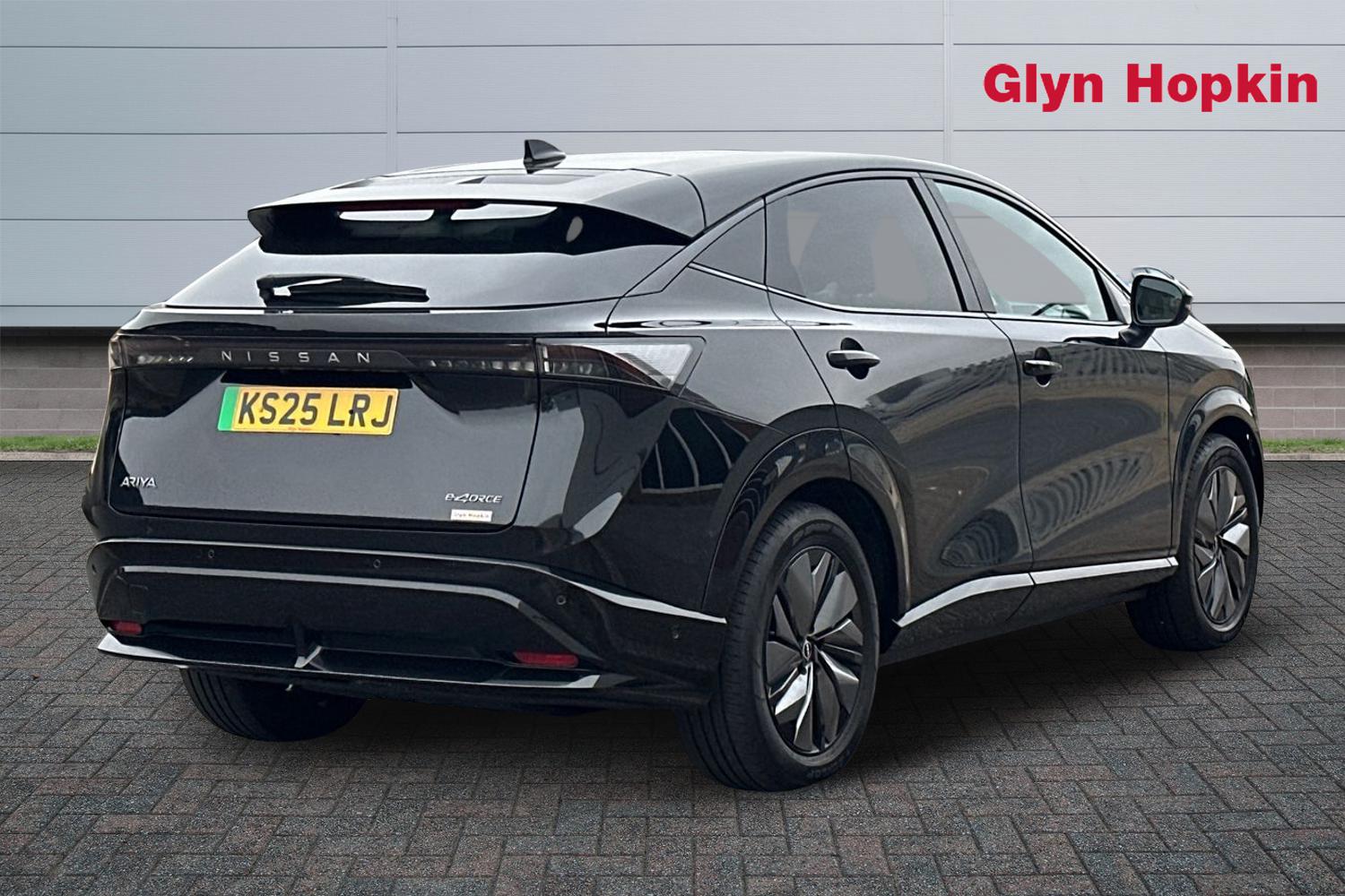 Used Nissan ARIYA 2025 for sale - 78137007: Photo 3