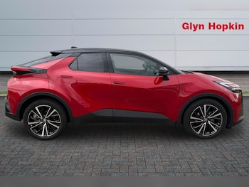 Used Toyota C-HR 2024 for sale - 78042082: Photo
