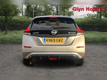 Used Nissan Leaf 2020 for sale - 76523493: Photo