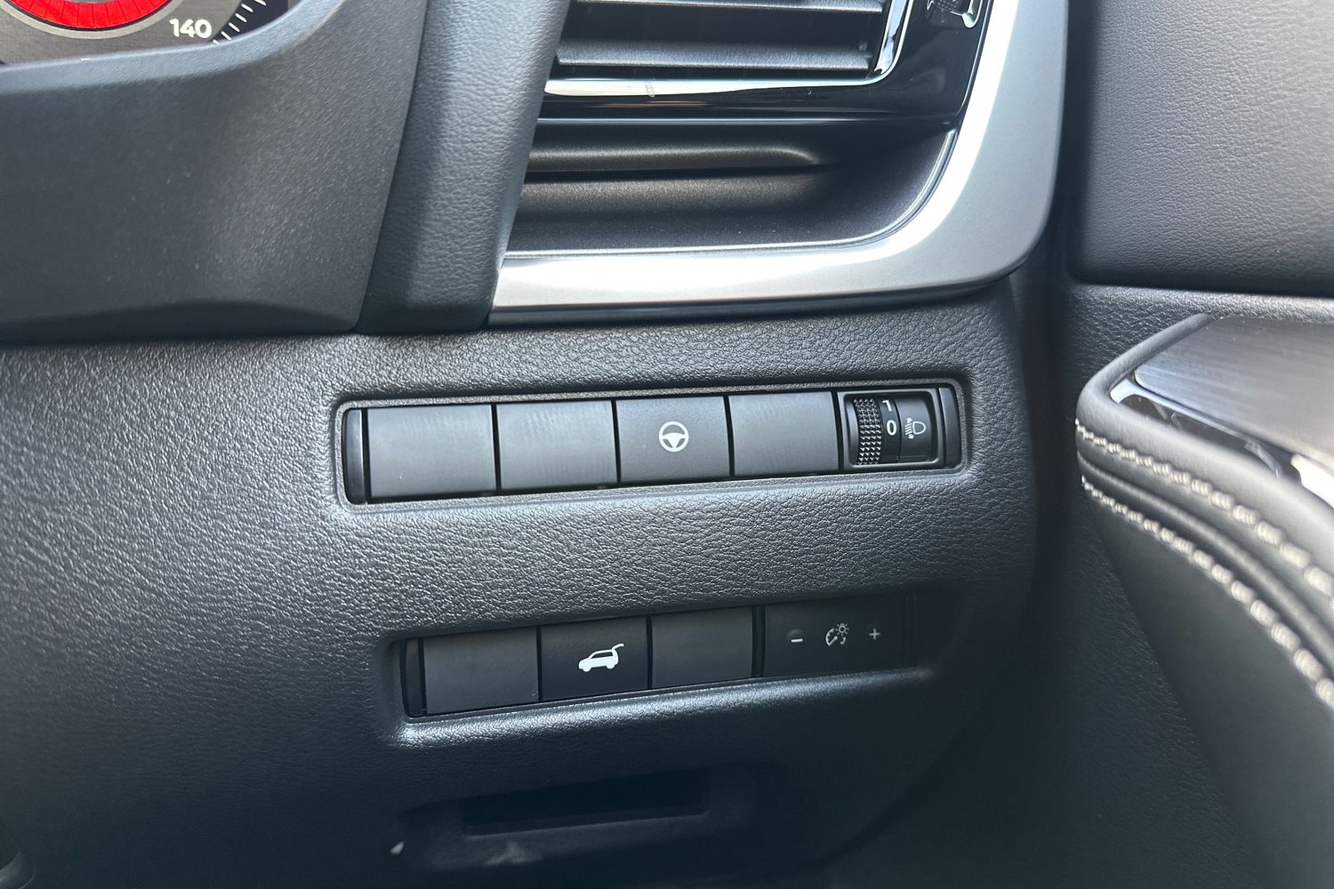 Used Nissan X-Trail 2025 for sale - 76871467: Photo 40