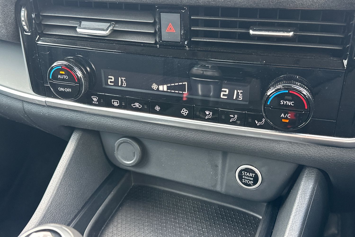 Used Nissan Qashqai 2024 for sale - 76869281: Photo 15