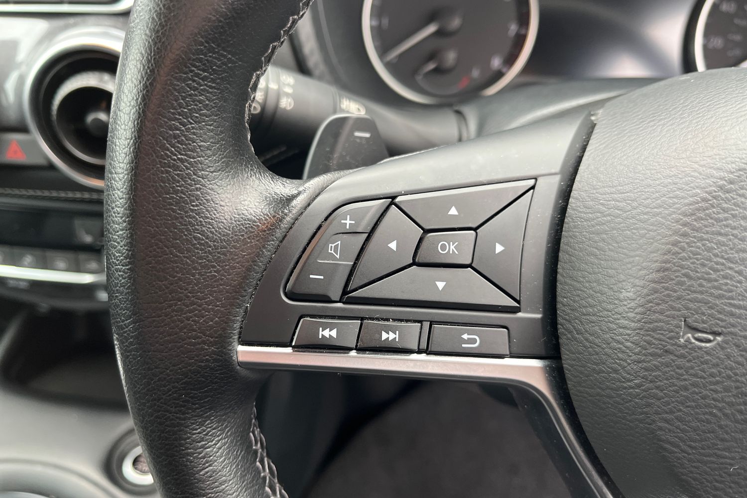 Used Nissan Juke 2022 for sale - 77269359: Photo 21