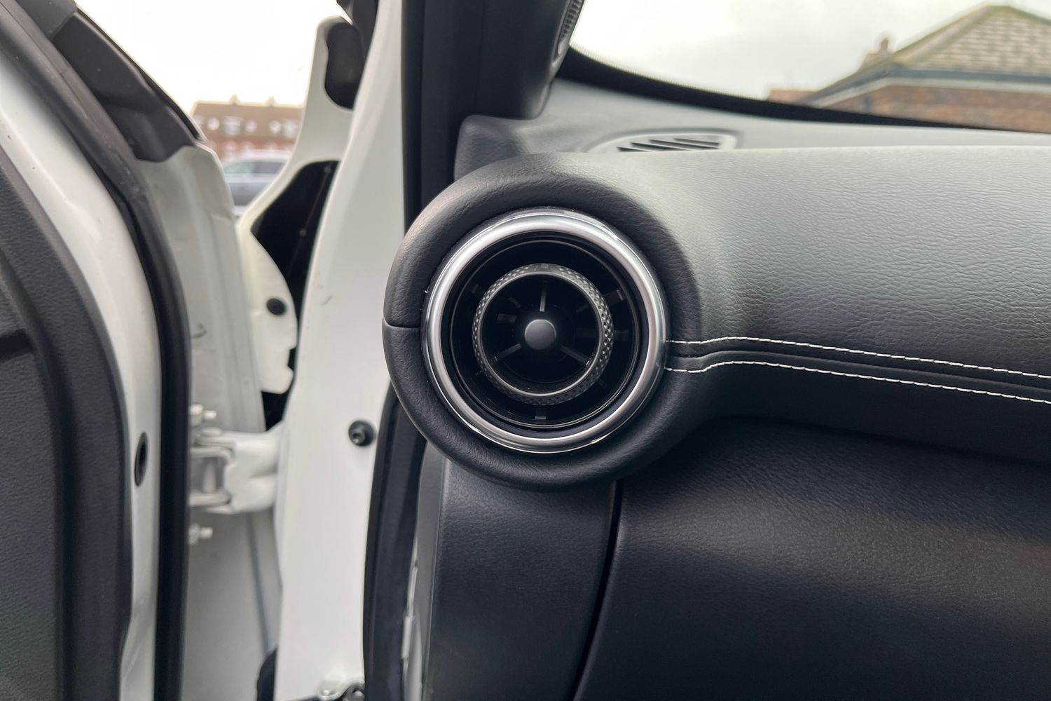 Used Nissan Juke 2022 for sale - 77269359: Photo 35