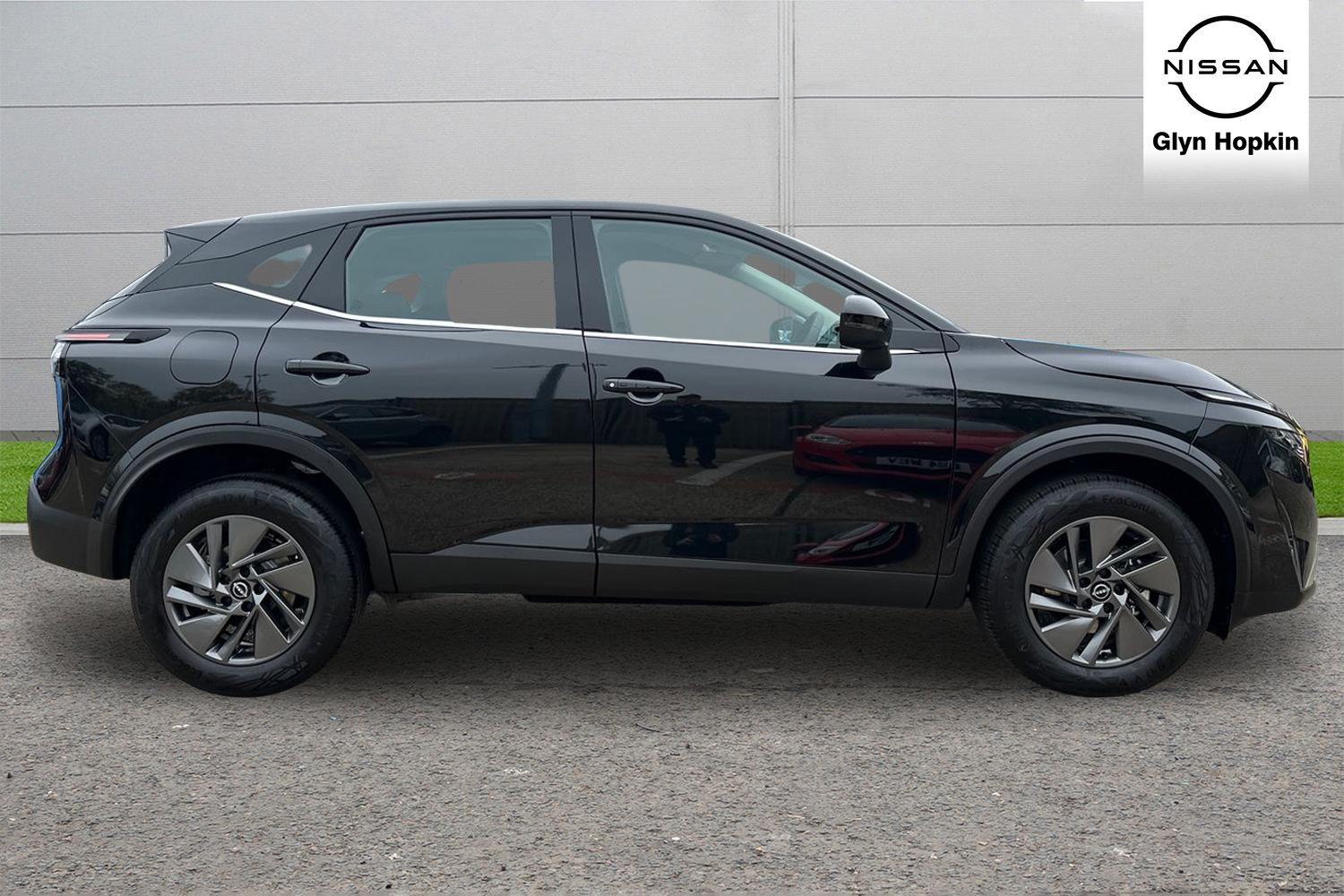 Used Nissan Qashqai 2025 for sale - 76869629: Photo 2