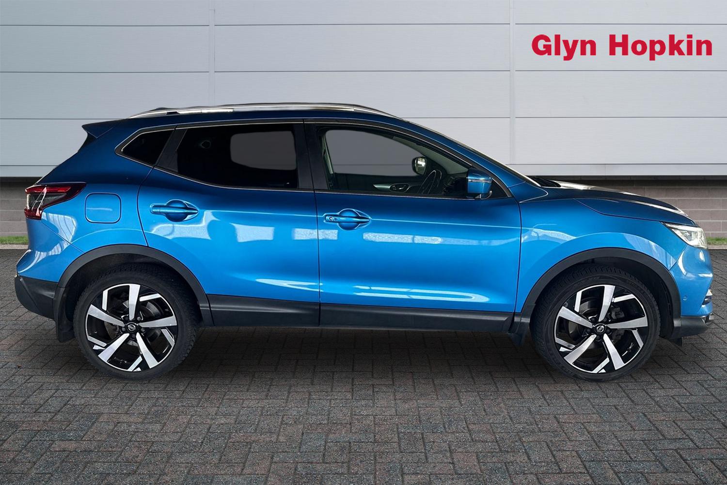 Used Nissan Qashqai 2017 for sale - 78063383: Photo 2