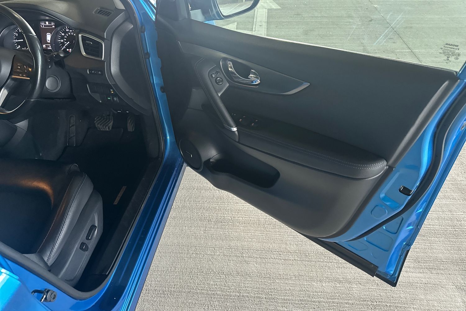 Used Nissan Qashqai 2017 for sale - 78063383: Photo 39