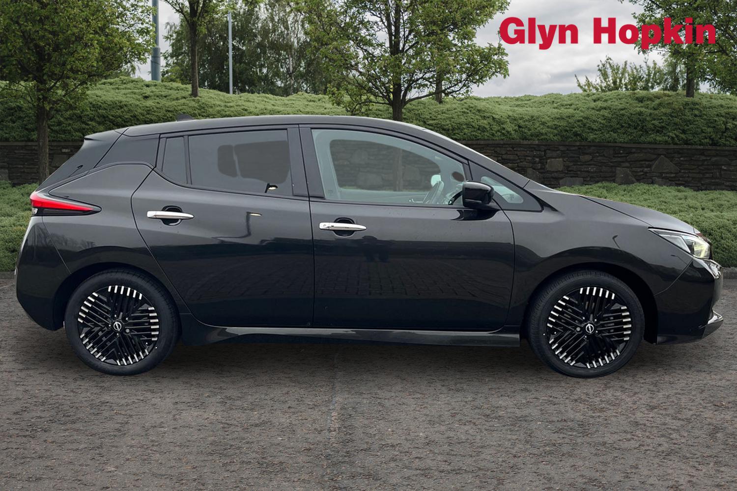 Used Nissan Leaf 2022 for sale - 77353754: Photo 2