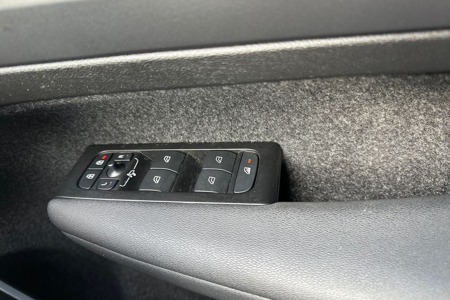 Used Volvo XC40 2022 for sale - 76112213: Photo 16