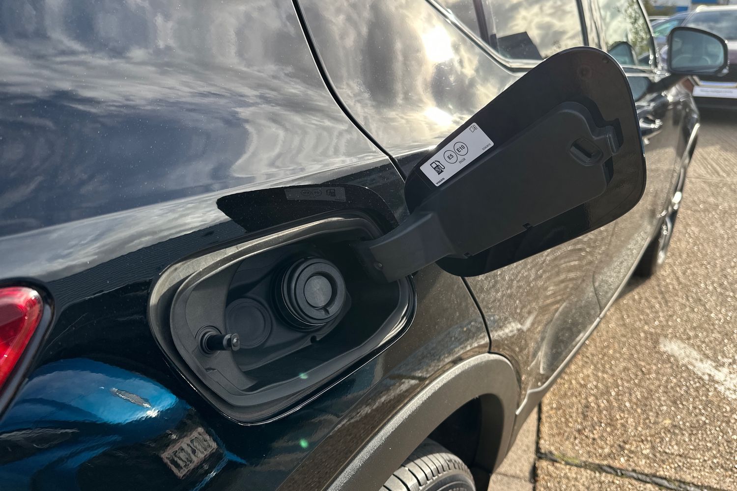 Used Volvo XC40 2022 for sale - 76112213: Photo 28