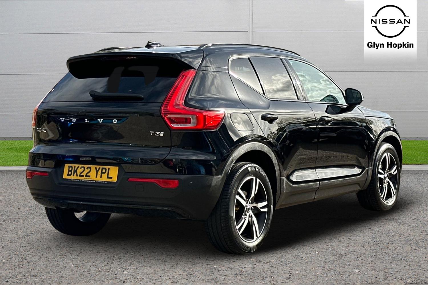 Used Volvo XC40 2022 for sale - 76112213: Photo 3