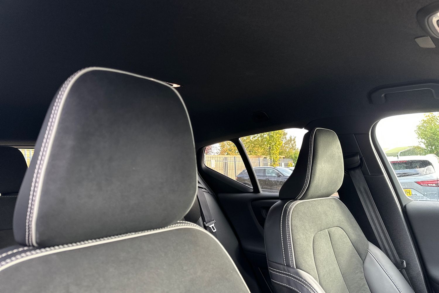 Used Volvo XC40 2022 for sale - 76112213: Photo 32