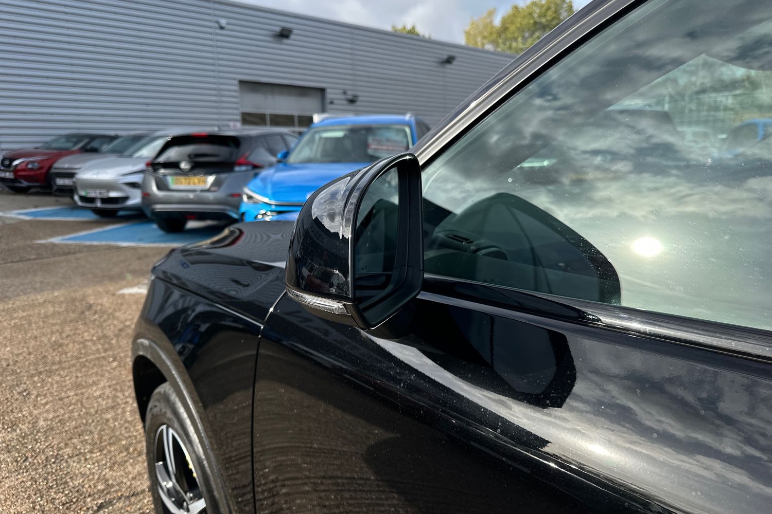 Used Volvo XC40 2022 for sale - 76112213: Photo 36