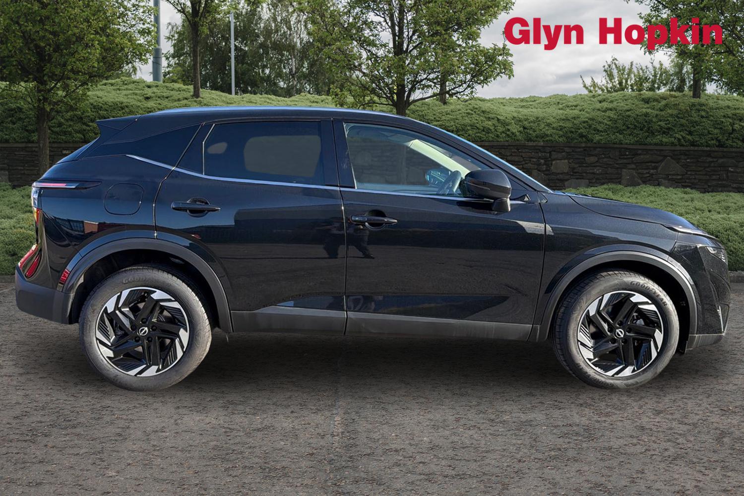 Used Nissan Qashqai 2024 for sale - 76871436: Photo 2