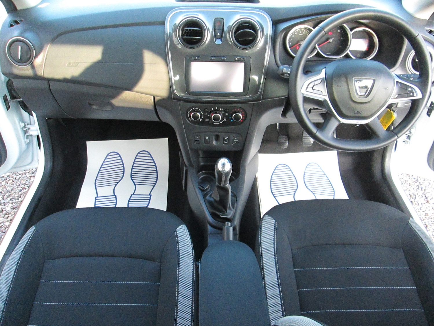 Used Dacia Sandero Stepway 2017 for sale - 77771534: Photo 9