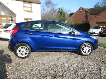 Used Ford Fiesta 2014 for sale - 77392356: Photo