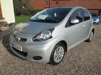 Used Toyota AYGO 2010 for sale - 76488435: Photo