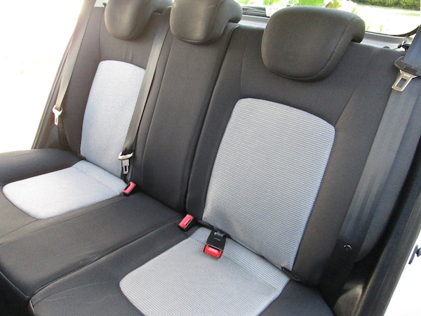 Used Hyundai i10 2009 for sale - 75313643: Photo 15