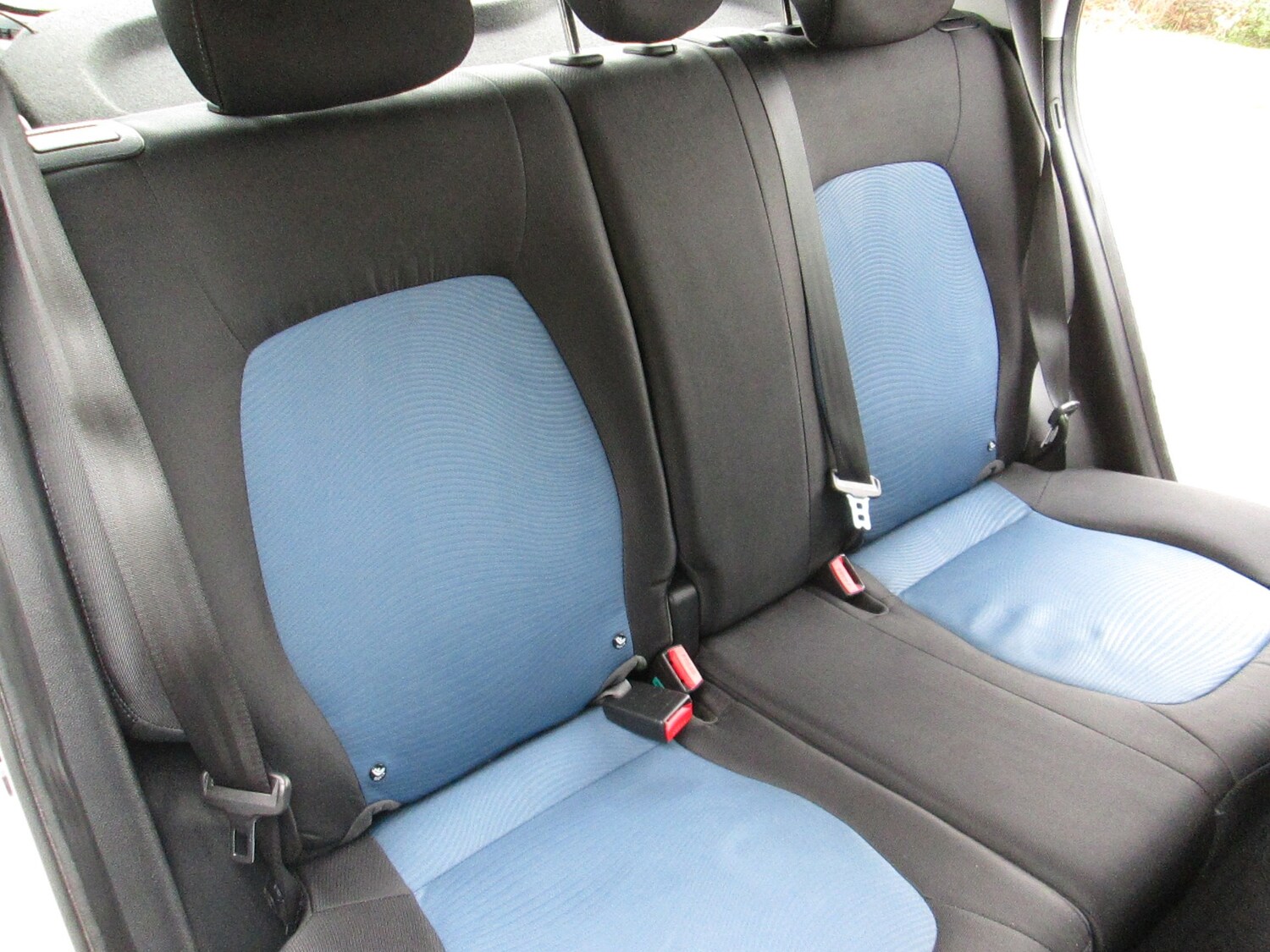 Used Hyundai i10 2015 for sale - 77674577: Photo 14