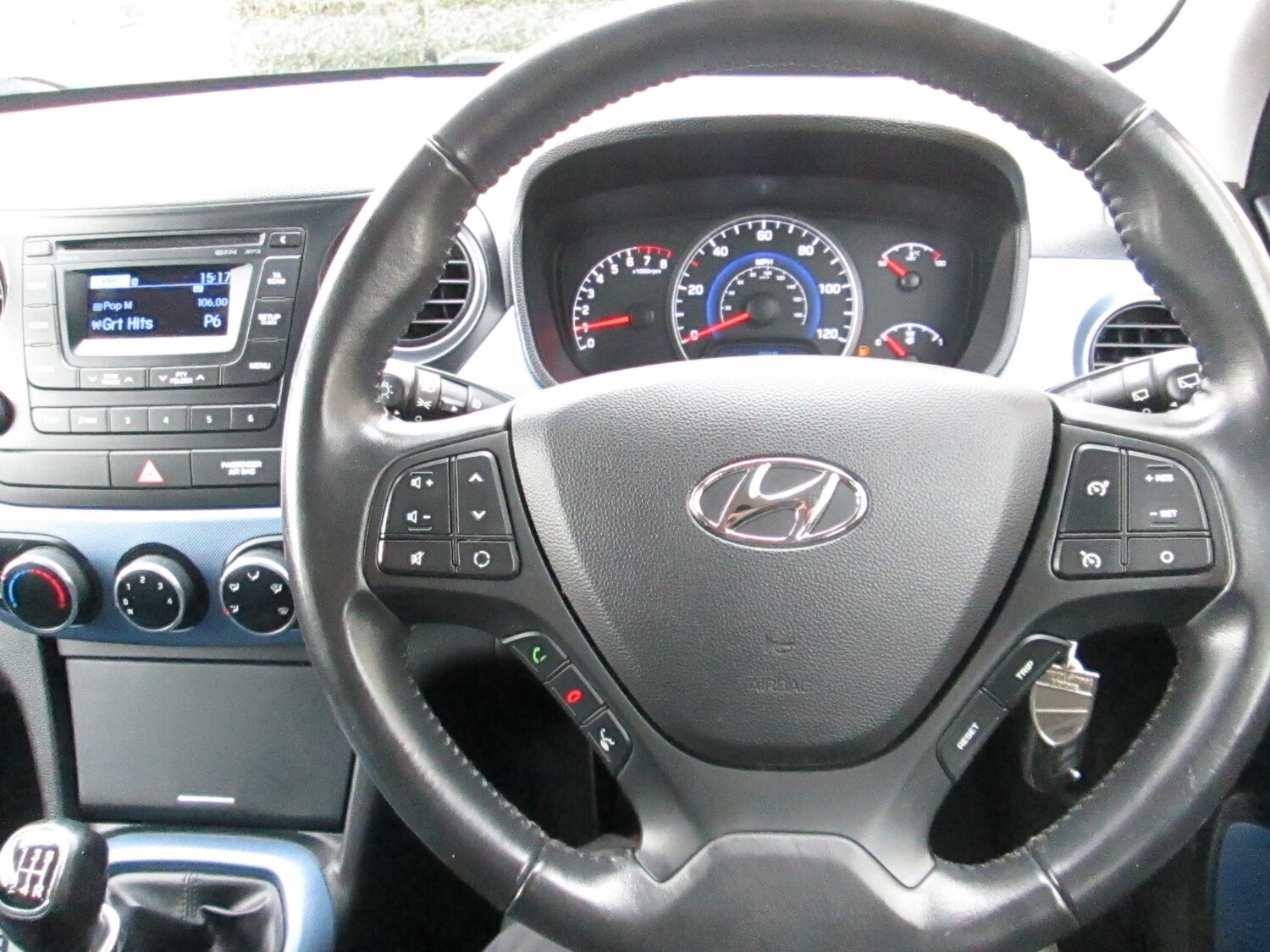 Used Hyundai i10 2015 for sale - 77674577: Photo 18