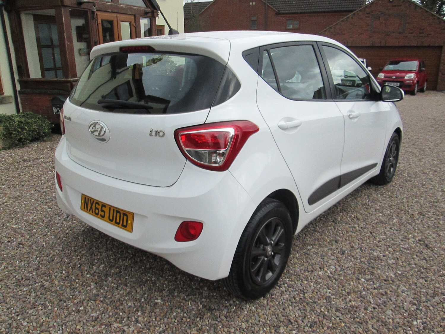 Used Hyundai i10 2015 for sale - 77674577: Photo 5