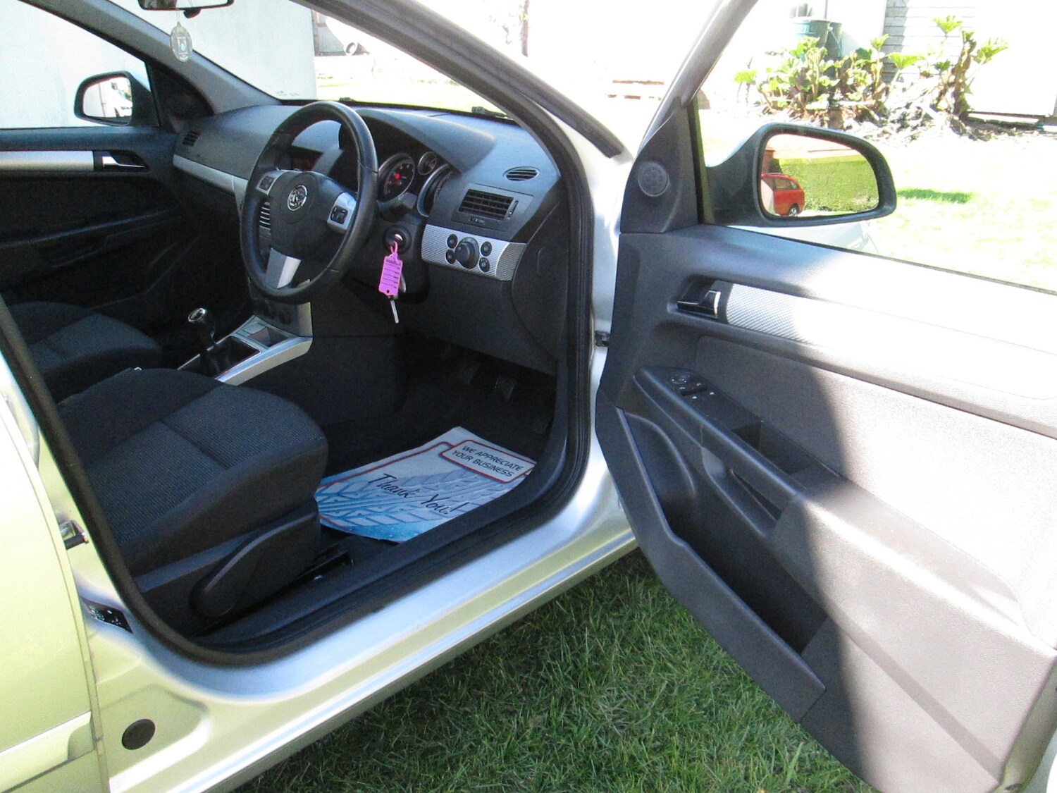 Used Vauxhall Astra 2010 for sale - 78172909: Photo 11