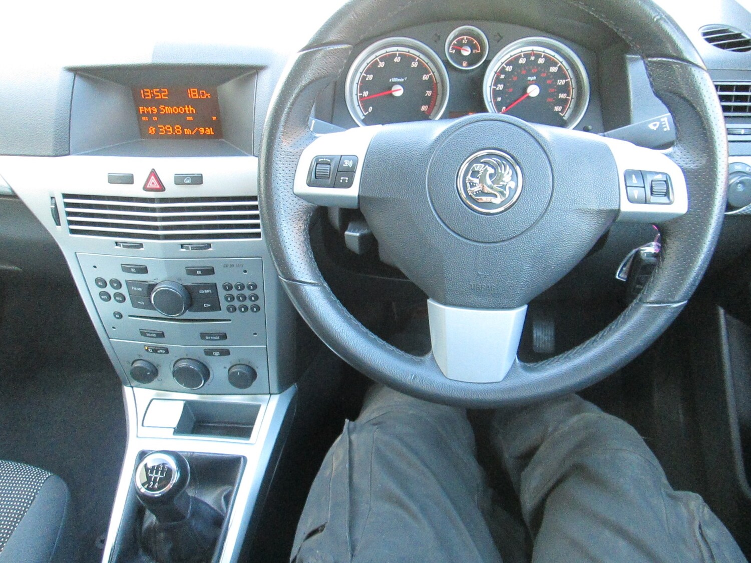 Used Vauxhall Astra 2010 for sale - 78172909: Photo 18