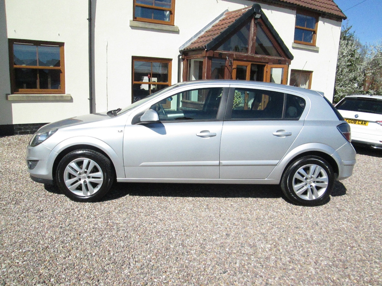 Used Vauxhall Astra 2010 for sale - 78172909: Photo 4