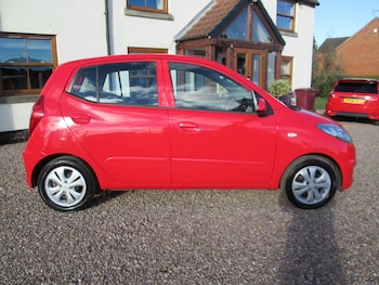 Used Hyundai i10 2012 for sale - 77789138: Photo