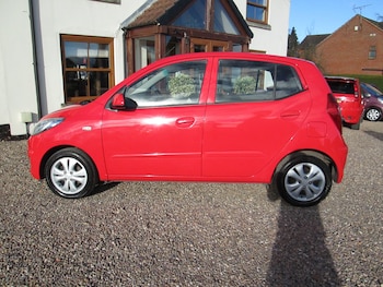 Used Hyundai i10 2012 for sale - 77789138: Photo