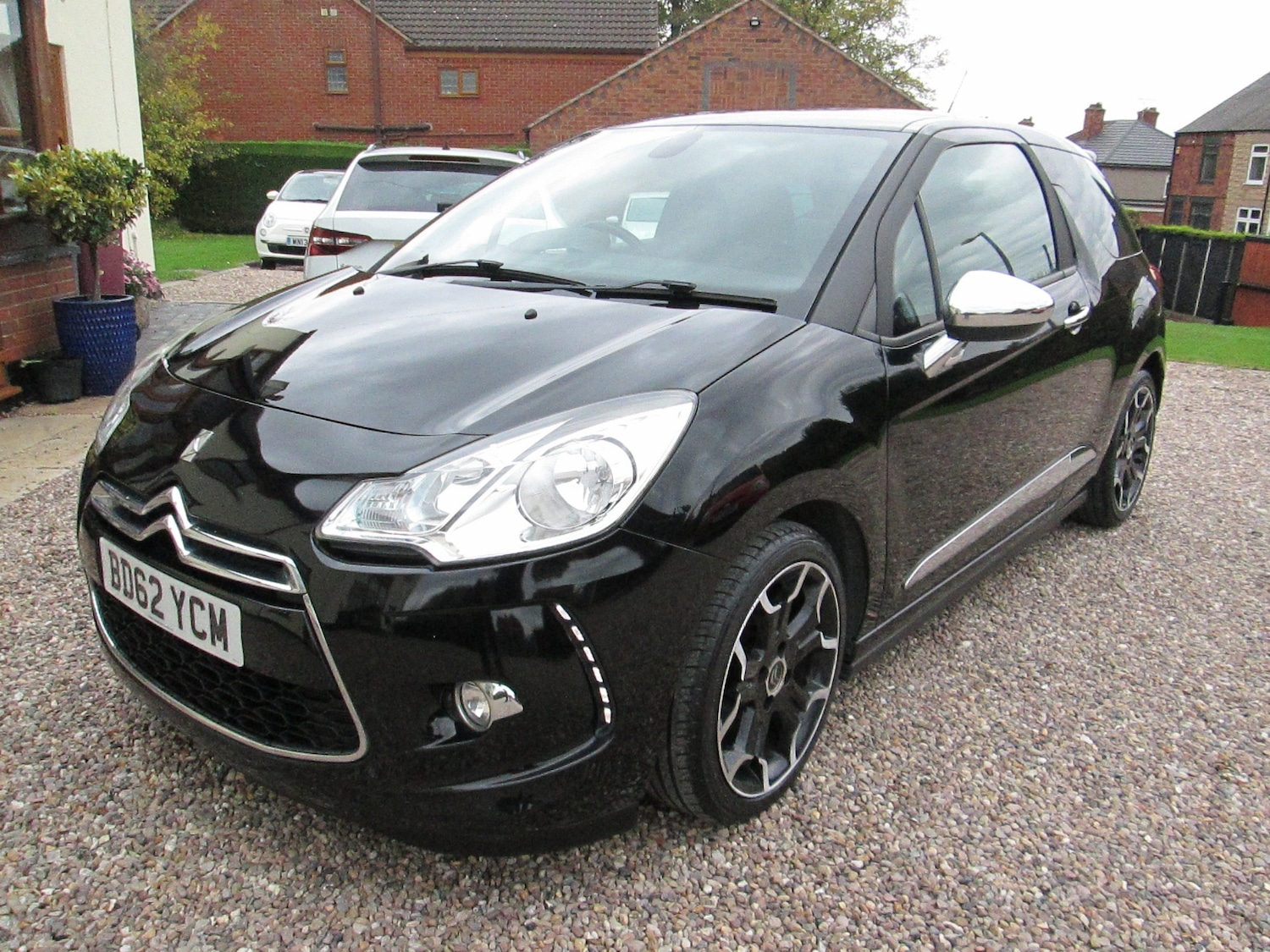 Used Citroen DS3 2012 for sale - 76309745: Photo 2
