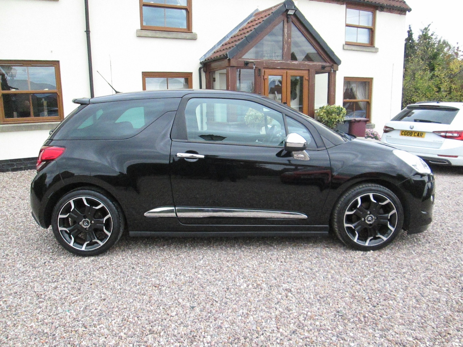 Used Citroen DS3 2012 for sale - 76309745: Photo 3