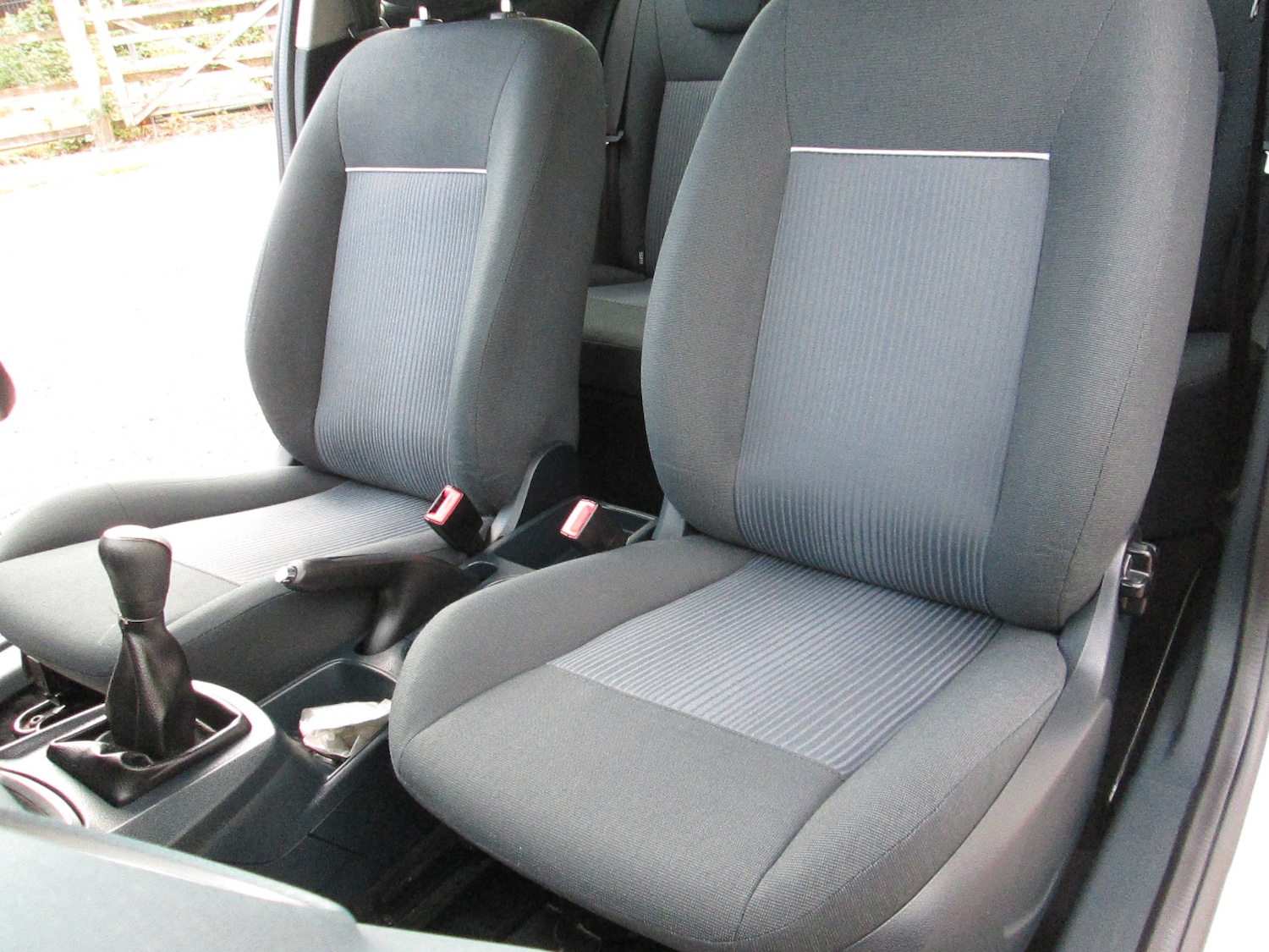 Used Ford Fiesta 2011 for sale - 76232712: Photo 12