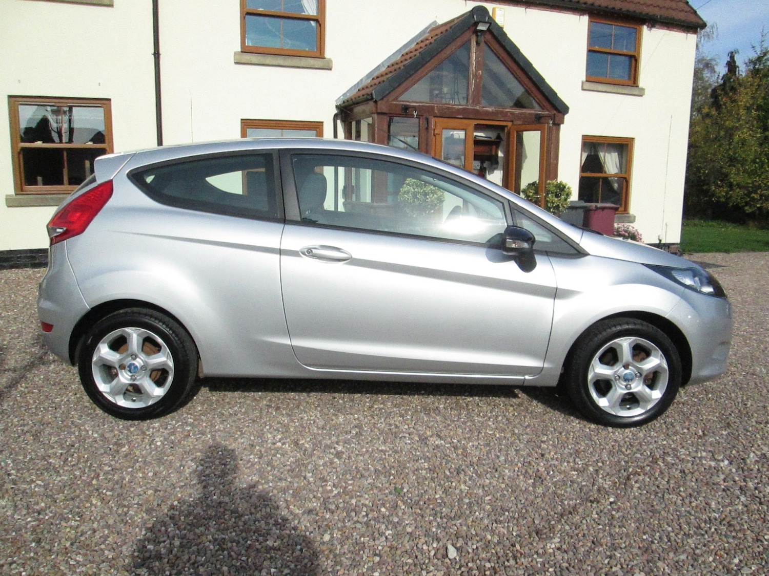 Used Ford Fiesta 2011 for sale - 76232712: Photo 3