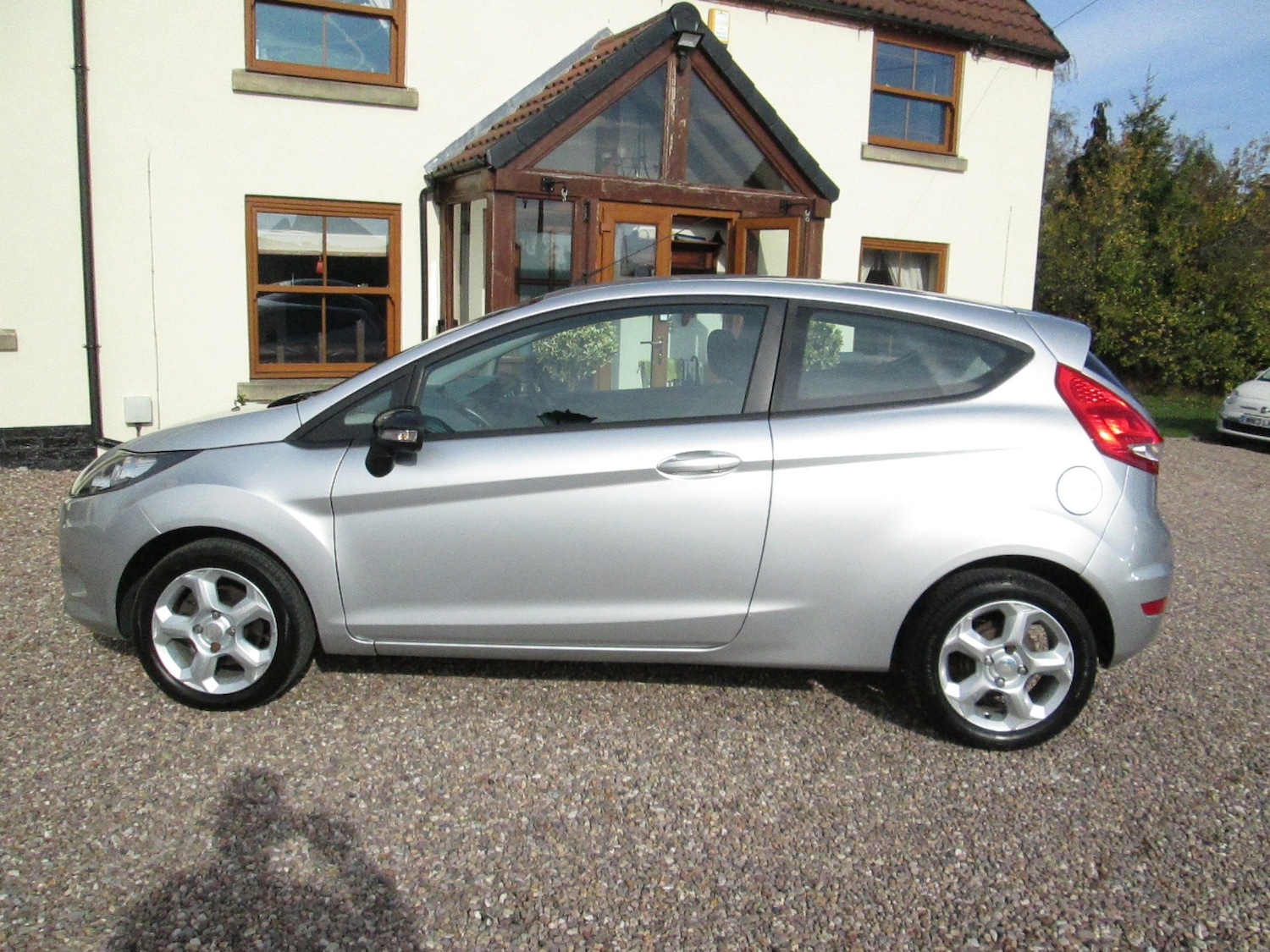 Used Ford Fiesta 2011 for sale - 76232712: Photo 4