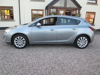 Used Vauxhall Astra 2011 for sale - 79014275: Photo