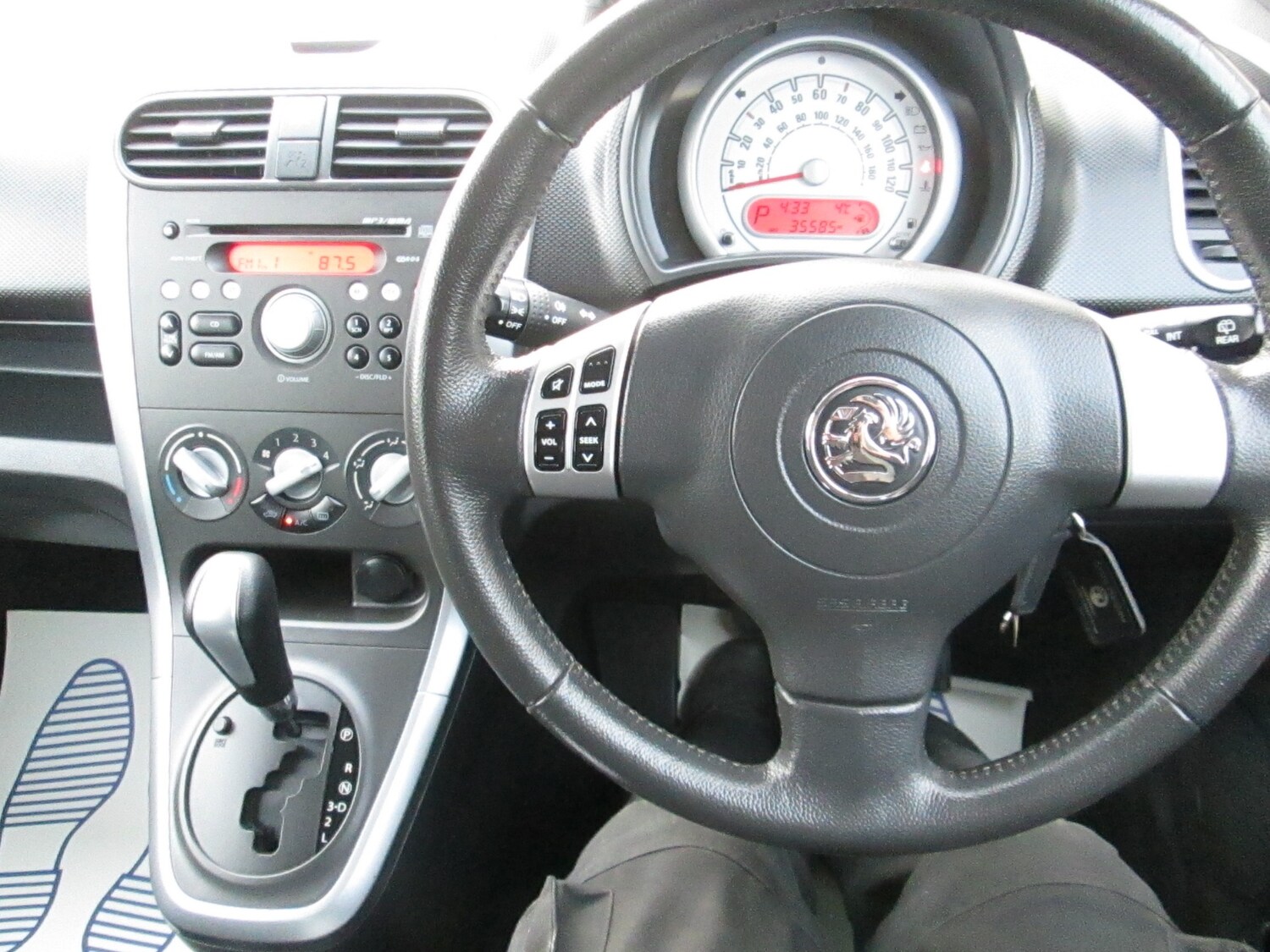 Used Vauxhall Agila 2010 for sale - 77591474: Photo 18