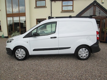 Used Ford Transit Courier 2015 for sale - 78390269: Photo