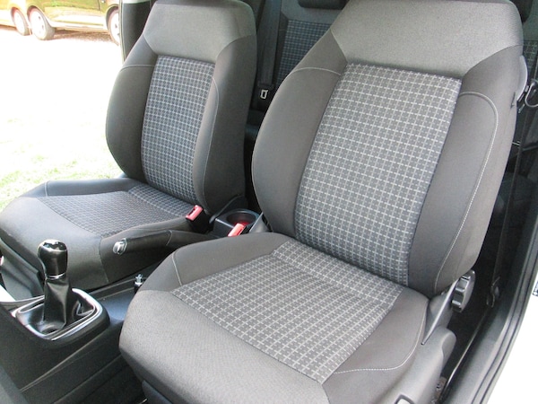 Used Volkswagen Polo 2016 for sale - 75409368: Photo 12