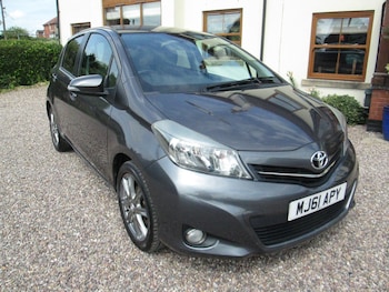 Used Toyota Yaris 2011 for sale - 78967873: Photo